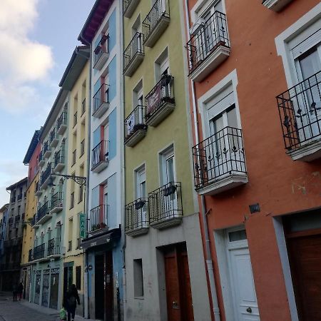 Calle Ansoleaga A 100 Mts Del Ayuntamiento Pamplona Exteriér fotografie