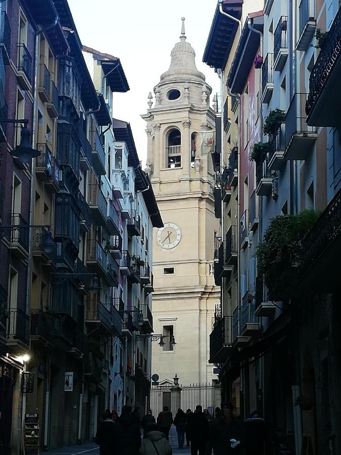 Calle Ansoleaga A 100 Mts Del Ayuntamiento Pamplona Exteriér fotografie