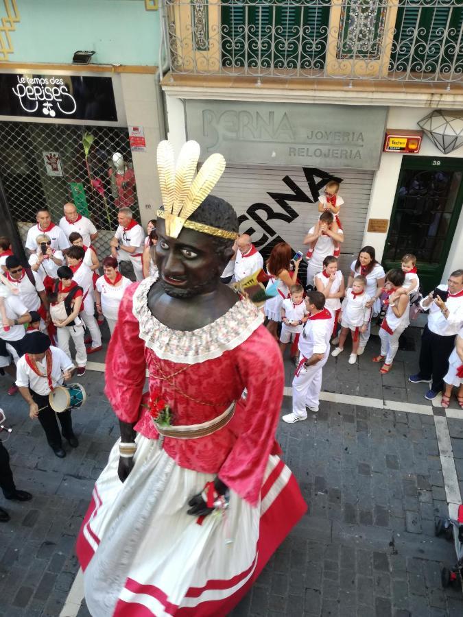 Calle Ansoleaga A 100 Mts Del Ayuntamiento Pamplona Exteriér fotografie